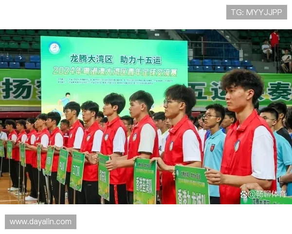 澳门足球官网展示澳门足球运动员的最新动态和个人资料,关注本地足球明星 澳门足球官网展示澳门足球运动员的最新动态和个人资料,关注本地足球明星